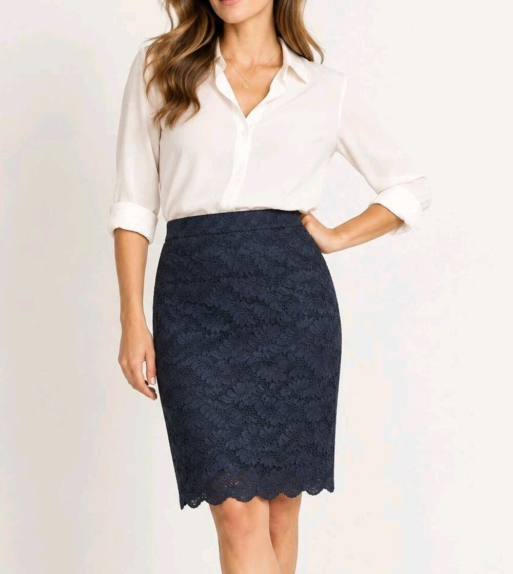 Banana Republic Navy Blue Lace Pencil Skirt Size 6 Scalloped Hem Lined Career